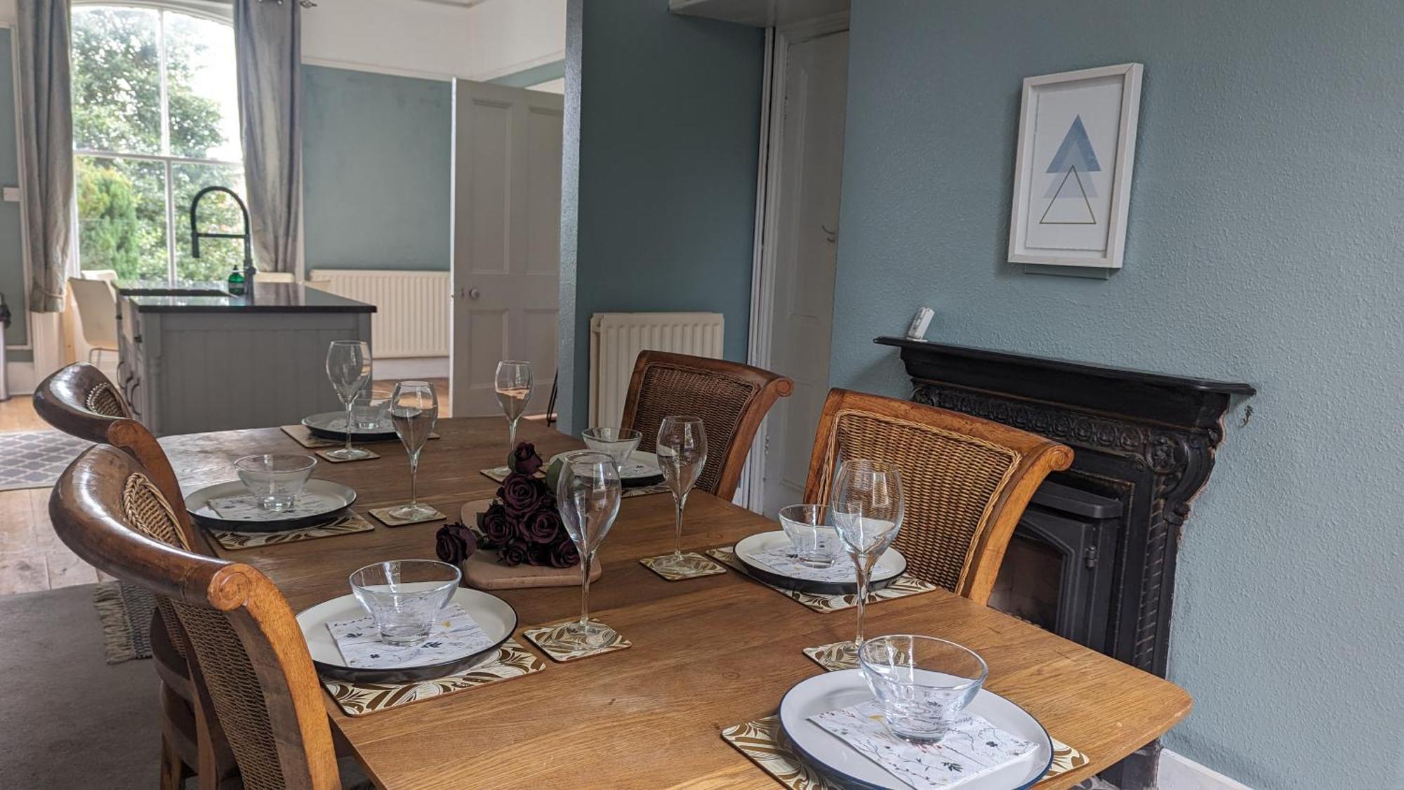 Spacious Home, By Headingley Stadium, Lgi, Leeds Arena, And The University Of Leeds 外观 照片